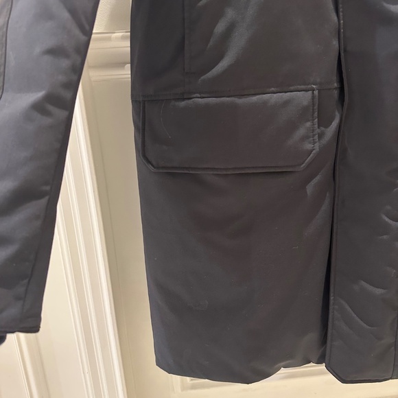 Canada Goose Men's Black Label Down Parka - Picture 4 of 16